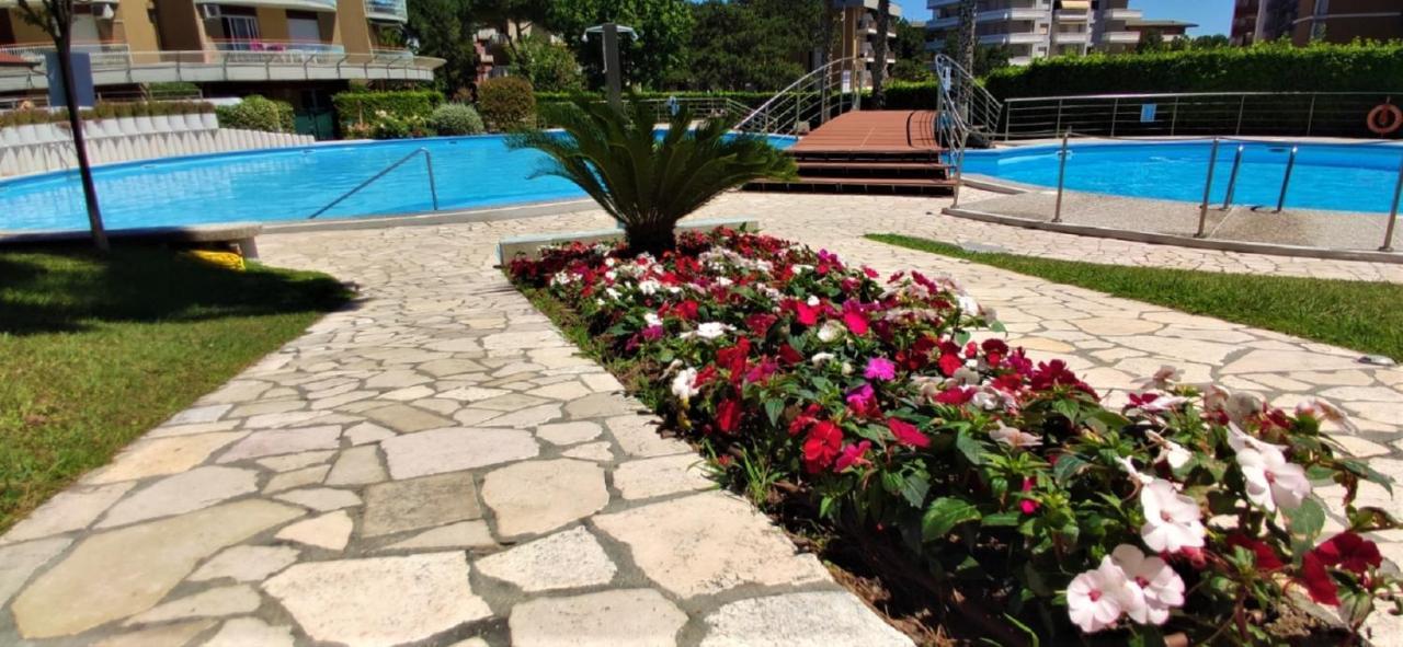 Condominio La Duna - Residence Puerto Do Sol Lignano Sabbiadoro Exterior foto